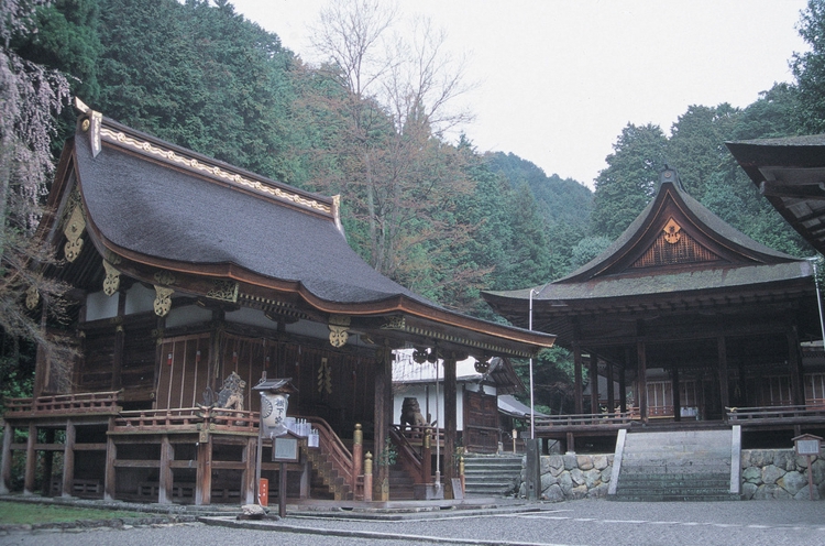 Святилище Хиёси-тайся