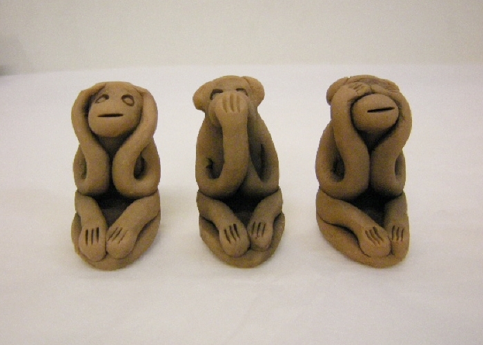 Три обезьяны в собрании Этнологического музея, Берлин. Инв. № I D 51492 a—c