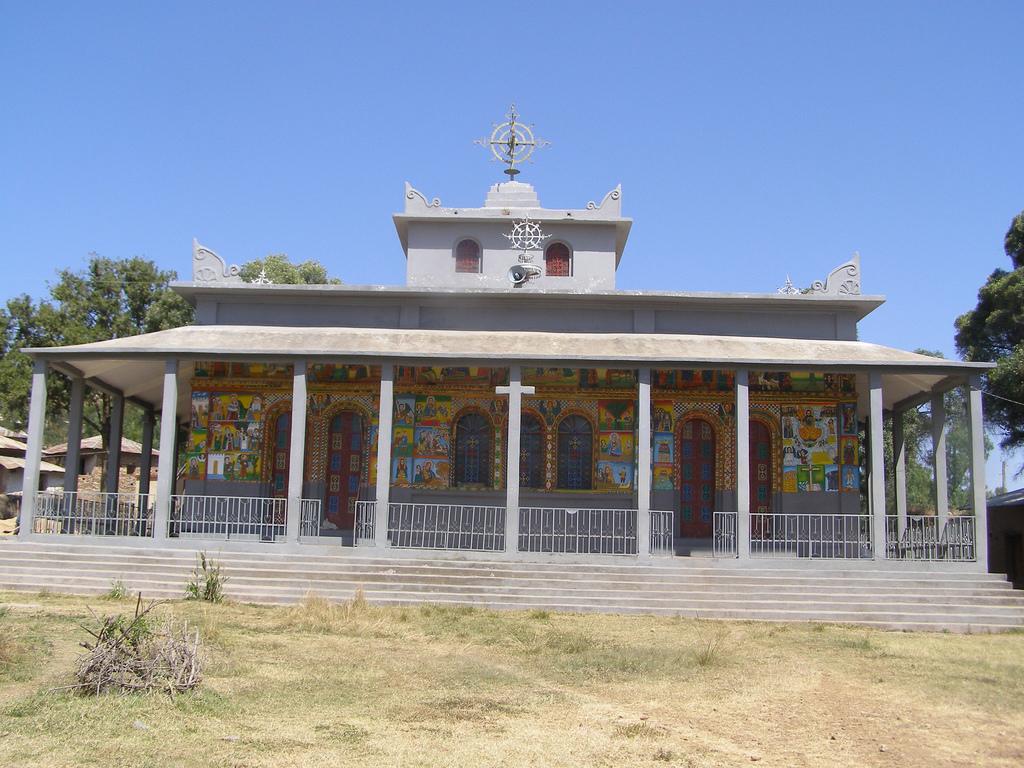 Внешний вид «церкви Иисуса» в Аксуме, Эфиопия