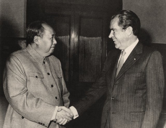 Встреча Мао Цзэдуна и Ричарда Никсона в Китае в 1972 г.