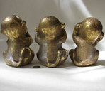 Набор фигурок Три обезьяны, вид сзади