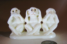Три обезьяны, статуэтка-нэцкэ