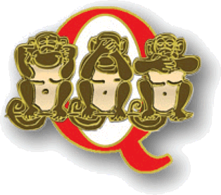 Масонский значок с тремя обезьянами на фоне латинской буквы Q
